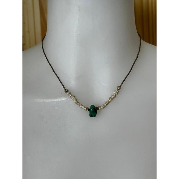 Vintage Turquoise Necklace, Silver and Shell Chip Choker Necklace - Picture 2 of 4